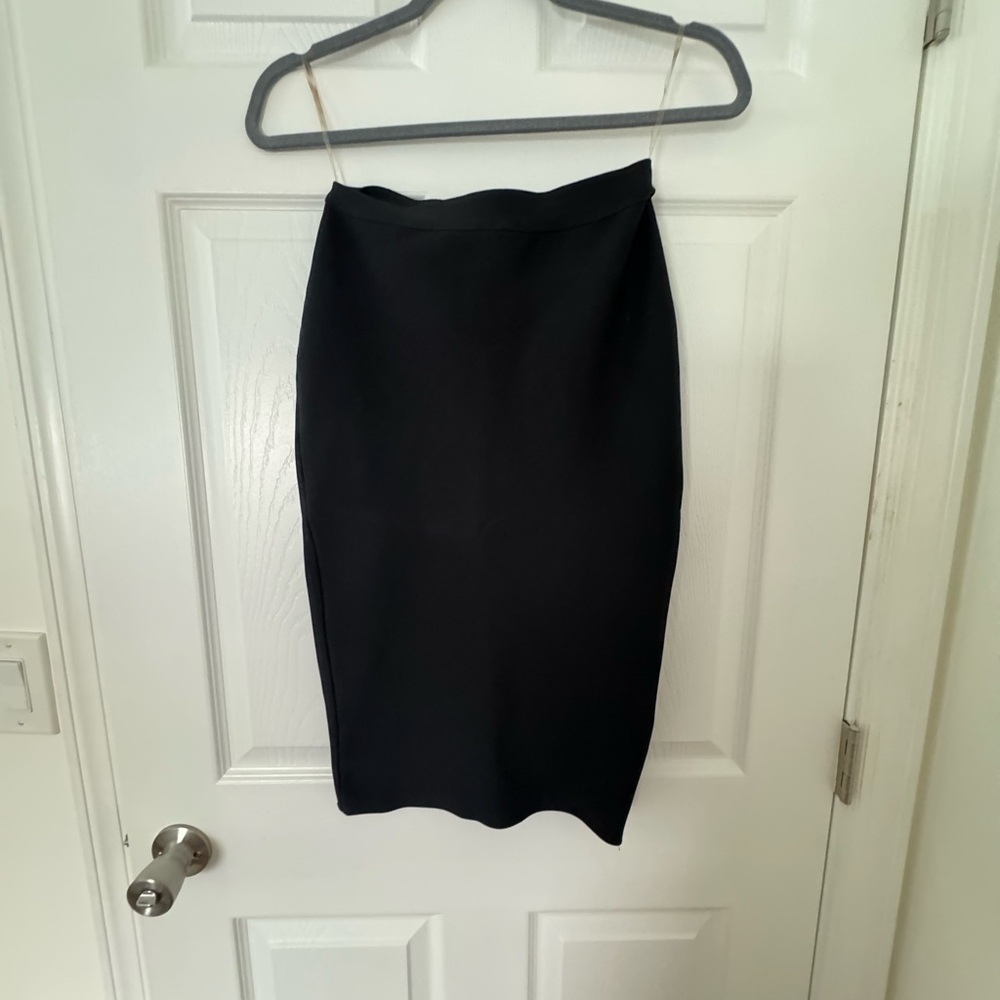 Midi black skirt